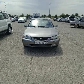 Toyota Camry 1999