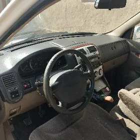 Kia Carnival 2002
