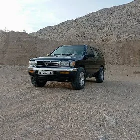 Nissan Pathfinder 1997