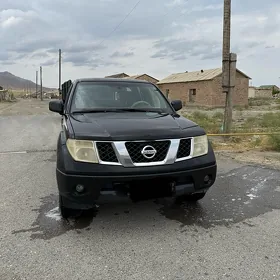 Nissan Navara 2010