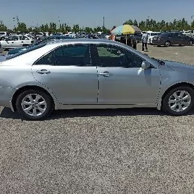 Toyota Camry 2011