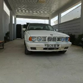 BMW E34 1990