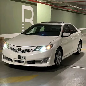 Toyota Camry 2012