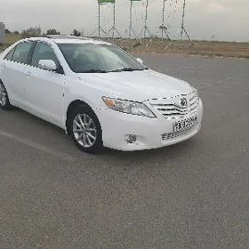 Toyota Camry 2010
