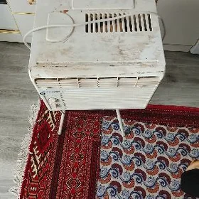 KANSANER AYNADA GOYULYAN