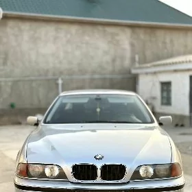 BMW E39 1998