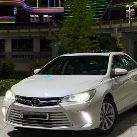 Toyota Camry 2016