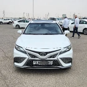 Toyota Camry 2024