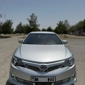 Toyota Camry 2013