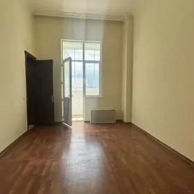  SATLYK ELITKA 4 KOM 205 M²