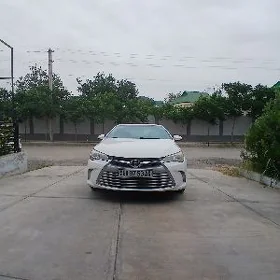 Toyota Camry 2016
