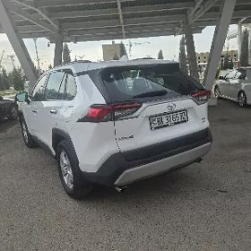 Toyota RAV4 2019
