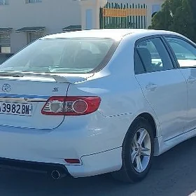 Toyota Corolla 2011