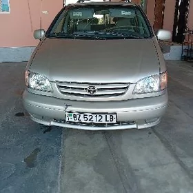 Toyota Sienna 2002