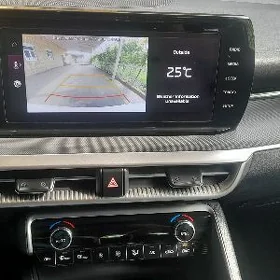 Kia K5 2021