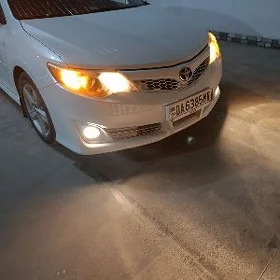 Toyota Camry 2012