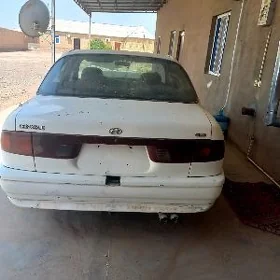 Hyundai Sonata 1993