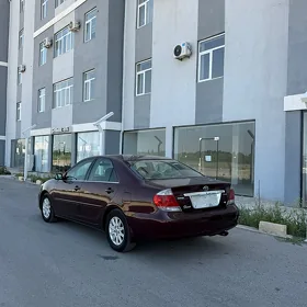 Toyota Camry 2005