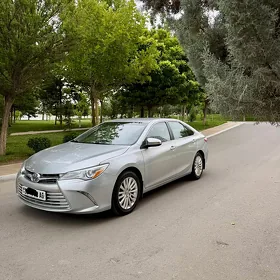 Toyota Camry 2015