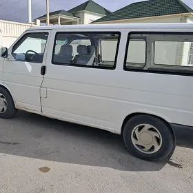 Toyota Hiace 1995