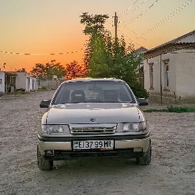 Opel Vectra 1989