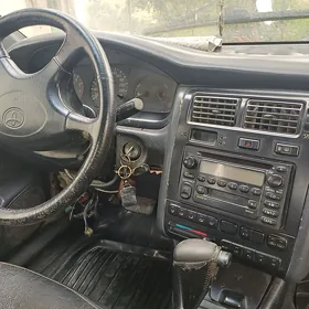 Toyota Corona 1993