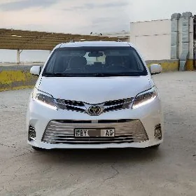 Toyota Sienna 2020