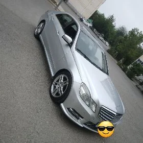 Mercedes-Benz E350 2009