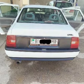 Opel Sintra 1990
