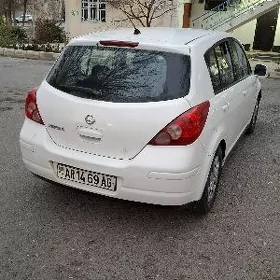 Nissan Versa 2009