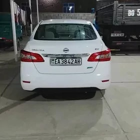 Nissan Sentra 2013