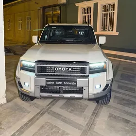 Toyota Land Cruiser Prado 2025