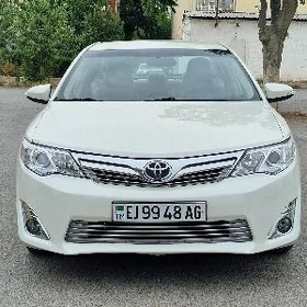 Toyota Camry 2012