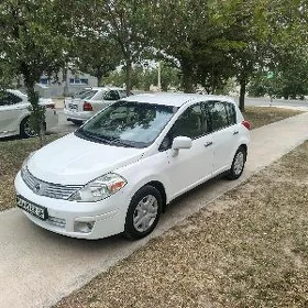 Nissan Versa 2009