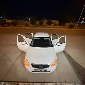Lada Priora 2015