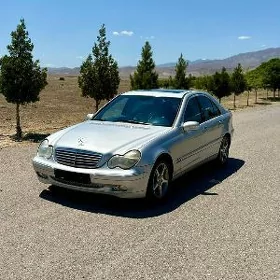 Mercedes-Benz C320 2000