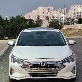 Hyundai Elantra 2019