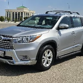 Toyota Highlander 2016
