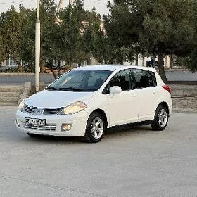 Nissan Versa 2010