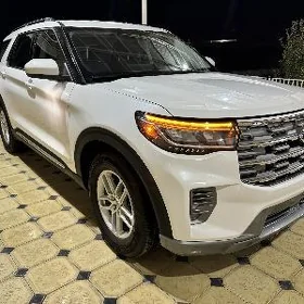 Ford Explorer 2025