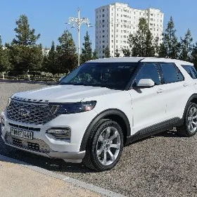 Ford Explorer 2022