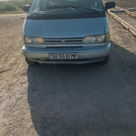 Toyota Previa 1991