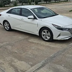 Hyundai Elantra 2021
