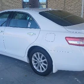 Toyota Camry 2010
