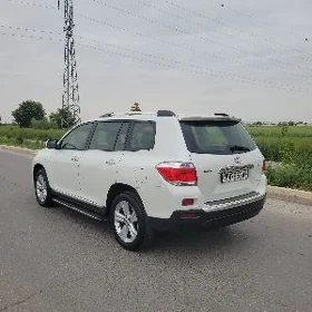 Toyota Highlander 2011