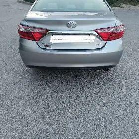 Toyota Camry 2017