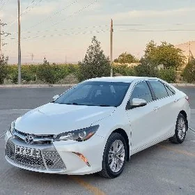 Toyota Camry 2016