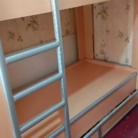 двухъярусная кровать