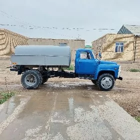 Gaz 53 1989