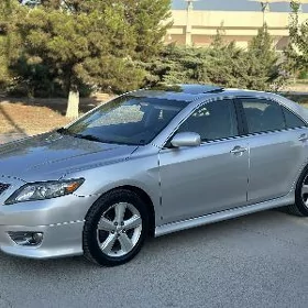 Toyota Camry 2011